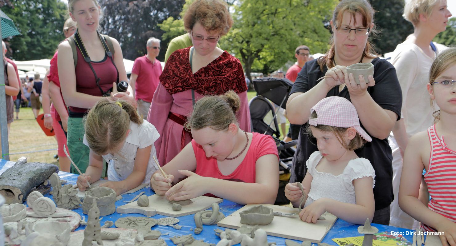 Header Flachsmarkt 4