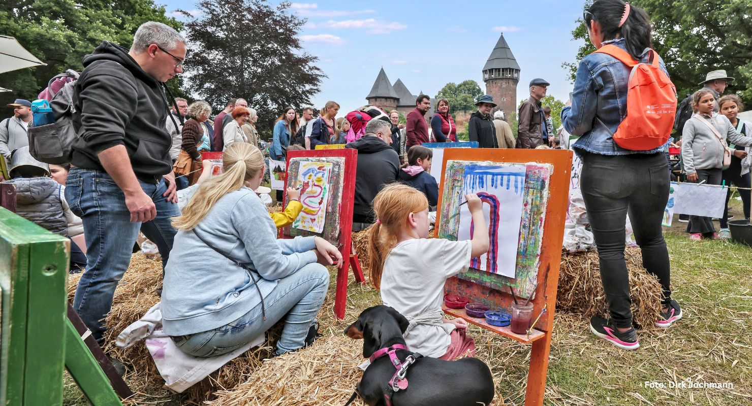 Header Flachsmarkt 8