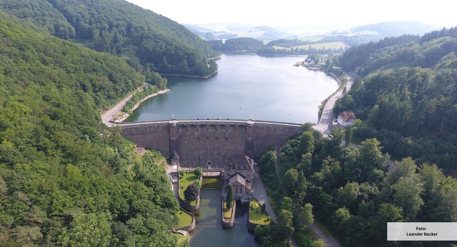 Staumauer Diemelsee